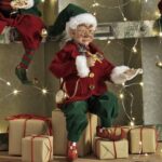 Christmas 2024: Celebrating with RAZ Elves – A Magical Holiday Tradition